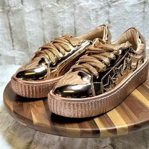 Chase & Chloe Brand New Metallic Rose Gold Star Platform Creeper Sneakers